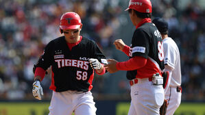 서건창, 이적 후 첫 안타·타점·득점·도루…KIA, 두산 완파