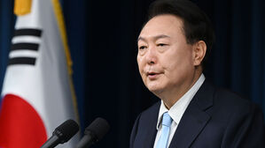 민주 "검찰 수사 발표 같았던 대통령 담화&hellip;불통 정부"