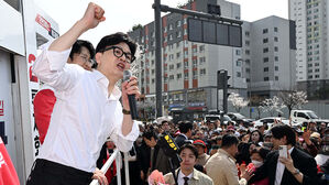 국민의힘, 윤 정부 비판한 문 전 대통령에 "최악의 정부는 바로 문 정부"