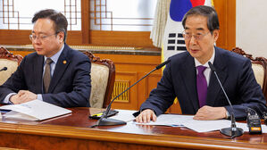 한 총리 "의료개혁특위, 의료계 · 전문가·환자 모두 포괄해 구성"