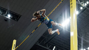 듀플랜티스, 또 장대높이뛰기 세계신기록…6m24