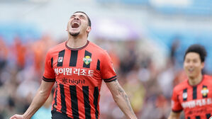 '야고 해트트릭' 강원, 인천에 4대 1 대승