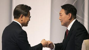 이재명, 윤 대통령 회담서 던질 의제는&hellip;전 국민 25만 원 지원금이 핵심