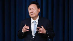 윤 대통령 "중동발 불확실성 증대…민생 안정 위해 국민과 소통하길"