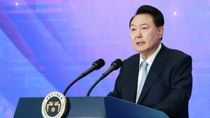 윤 대통령 "연구자들이 제때 연구 돌입하도록 R&D 예타 획기적 개선"