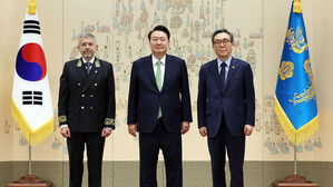 윤 대통령, 러시아 등 9개국 주한대사 신임장 받아