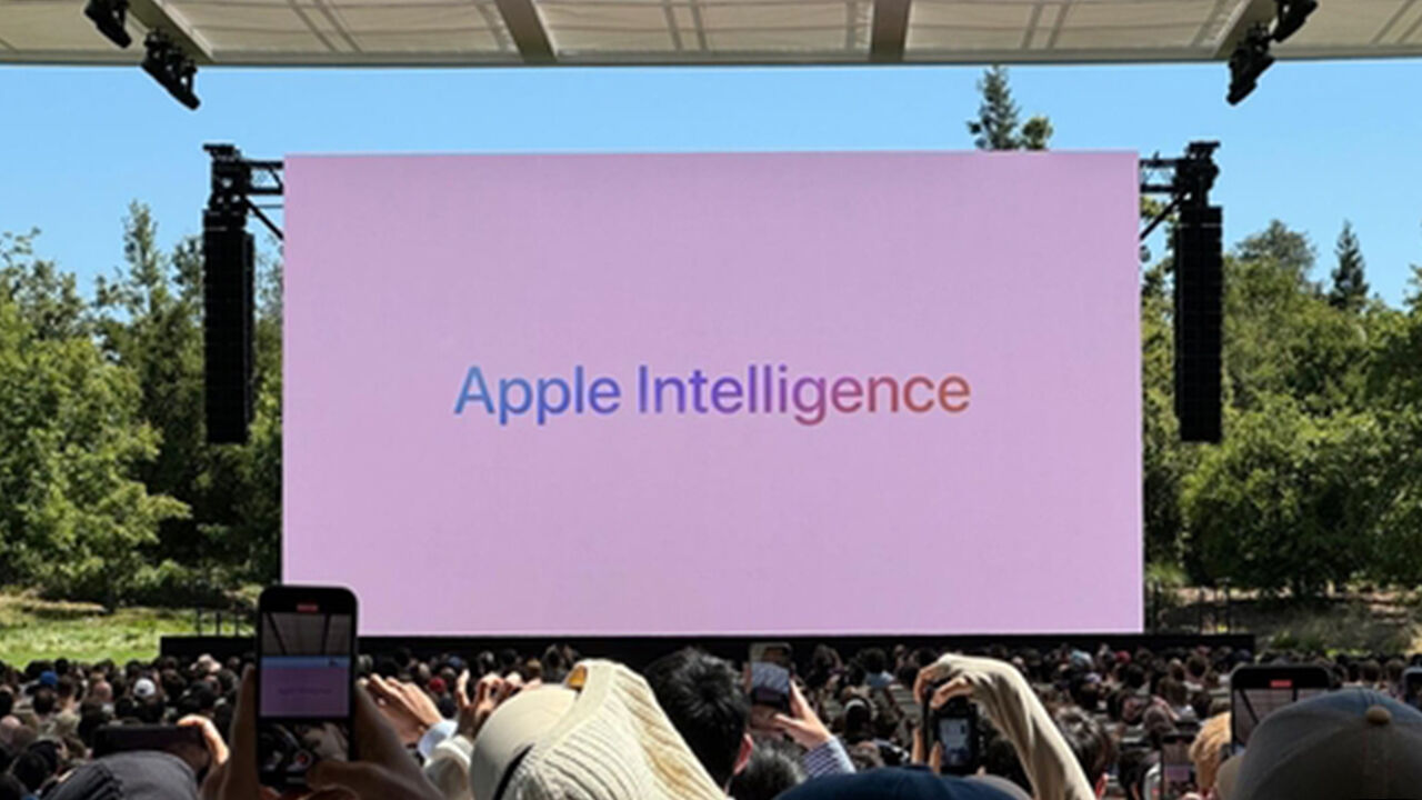 10일(현지시간) 애플 파크 본사에서 개최한 애플 연례 세계 개발자 회의(WWDC) 2024 (사진=연합뉴스)