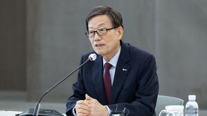 무협 "내년 수출 1.8%↑ 전망&hellip;트럼프 관세 정책, 위험 요인"