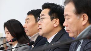 박찬대 "가상자산 과세, 2년 유예 동의키로&hellip;제도 정비 필요"