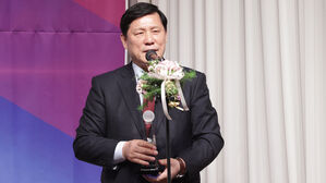 한국시리즈 관람중 쓰러진 팬…심정지 상태로 병원 이송