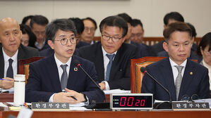 환경장관 가습기 살균제 공식 사과…정부 참여 집단 합의 추진