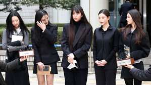 법원 "어도어-뉴진스, 전속계약 유효"…뉴진스 '완패'