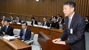 김광일 MBK 부회장 "홈플러스 신용등급 하락 이후 회생 준비"