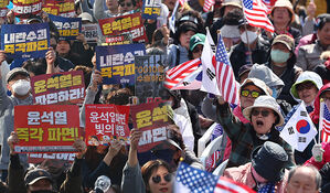 주말 집회서 여론전&hellip;여 "대통령 곧 복귀", 야 "즉각 파면"