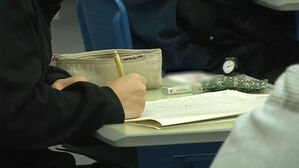 수능 앞둔 수험생들에 "먹어봐"…"절대 구매하지마" 식약처 경고