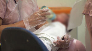 울고 보채는 신생아에 "시끄러워" 목숨 앗은 친부 징역 10년