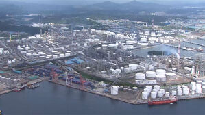 '위기의 석유화학' 구조조정 시동&hellip;정부 이달 대책 발표