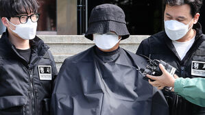 '생방송 유튜버 살해' 50대, 법정서도 욕설…무기징역 유지