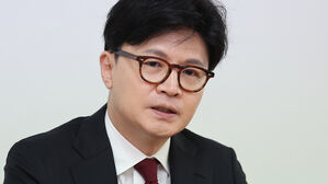 한동훈 "한덕수 출마론, 몇몇 의원 바람잡는 '테마주 주가조작'"