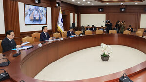 정부, 반도체 지원 대폭 확대&hellip;업계 "글로벌 주도권 강화 기대"