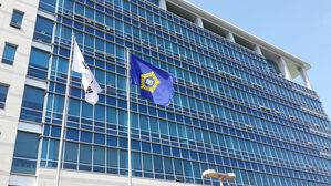 우는 신생아 상습 학대한 간호조무사 징역 1년 2개월