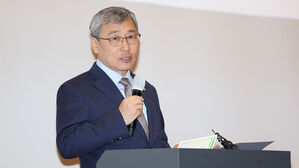 정근식 서울시교육감이 9일 서울 성동구 디노체컨벤션에서 열린 '학교 안전 우수사례 성과 공유회'에서 인사말을 하고 있다. (사진=서울시교육청 제공, 연합뉴스)