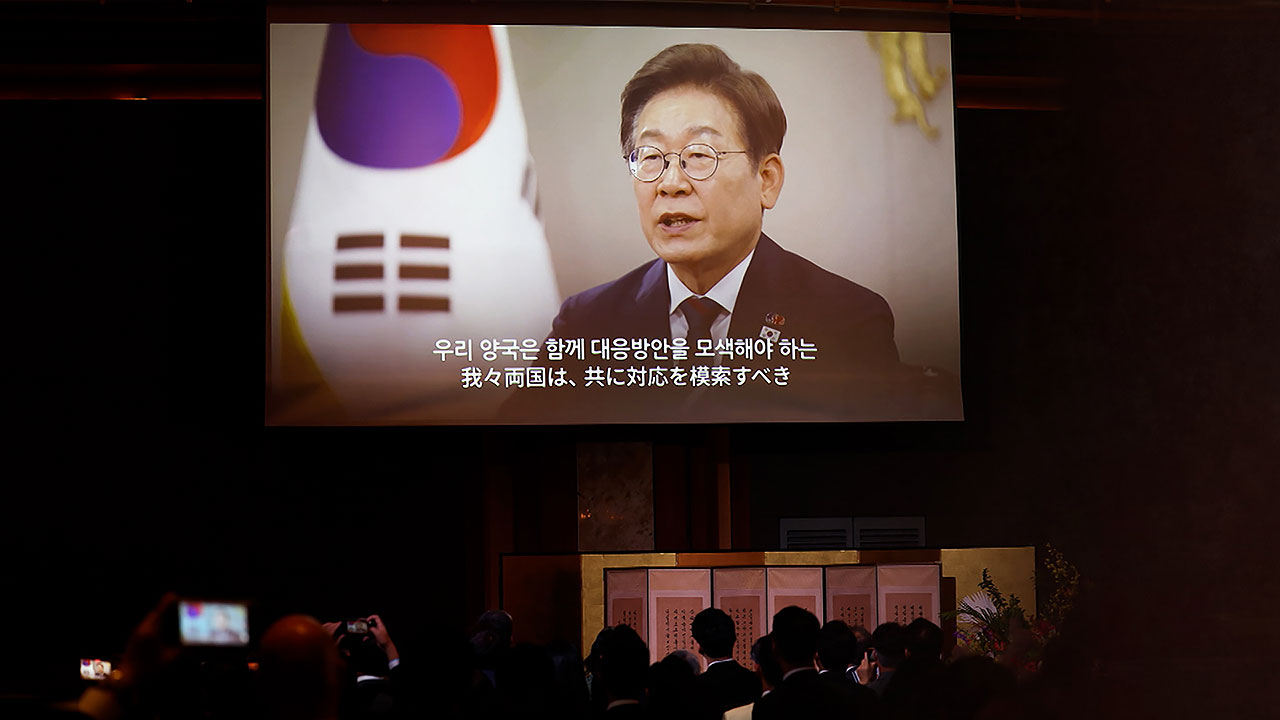 "두 손 맞잡고 미래로" 이 대통령 한일수교 60주년 축사