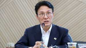 김민석 국무총리 후보자가 20일 대구 수성구 대구디지털혁신진흥원에서 열린 '인공지능 전환(AX) 연구거점 조성을 위한 경청 간담회'에서 모두발언하고 있다.(사진=연합뉴스)