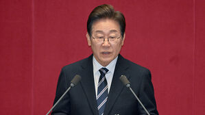 이 대통령 "민생경제 살리는 일, 지금 가장 시급한 과제"