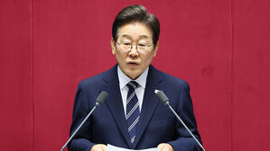 이 대통령 "경제는 타이밍&hellip;속도감 있는 추경 집행 중요"