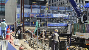 올해 대기업 공공사업 낙찰액 '반토막'&hellip;건설&middot;건자재 부진 영향