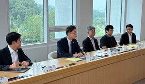 과기 2차관 "AI, 국가적 과제&hellip;3년 안에 승부 걸어야"