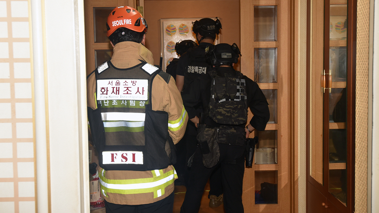 아들 총격범, 27년 전 운영하던 비디오방서 성범죄 저질러