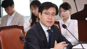 통상본부장 "한국, 반도체 관세 최혜국"&hellip;'100% 관세 가능성 적다' 판단