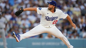 'MLB 전설' 커쇼-셔저, 선발 맞대결서 6이닝 호투 '장군멍군'