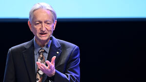 "AI에 모성 본능 심어야"&hellip;'AI 대부'의 초지능 AI 대응법