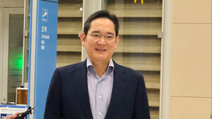 미국 출장 마치고 귀국한 이재용 "내년 사업 준비하고 왔다"