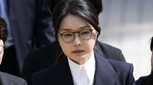 특검, 김건희 일가 증거인멸 수사 "압수수색 전 물품 빼돌려"