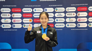 문수아, 1년 만에 여자 평영 200m 한국 신기록…2분 23초 21