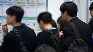 공기업 43.5% '하반기 채용 계획'…작년보다 21.5%↓