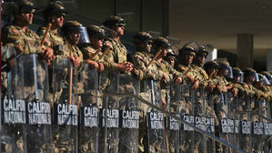 "트럼프의 주요 도시 주방위군 동원에 월 1,300억 원 소요"