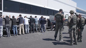 일자리 불만 폭발했나?…외신도 미국의 한국인 단속 배경 주목