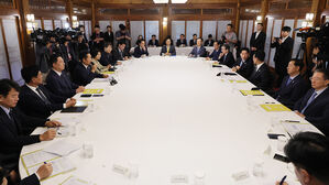 오늘 당정대 고위급 만찬회동…여당 '투톱' 갈등 봉합될까