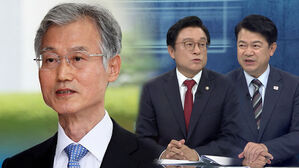 [여담야담] 거세지는 '조희대 사퇴' 공방…'선 긋기' 대통령실, 수습 나서나?