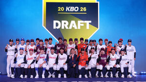 '박찬호 조카' 김명규, NC행…3명의 이서준 프로야구 동시 입성