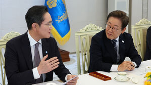 한중 비즈니스 포럼에 '4대 그룹' 총수 참석&hellip;경제 교류 확대 논의