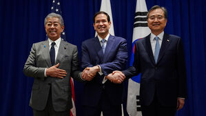 한미일 외교장관 "한반도 비핵화 원칙 견지"