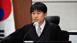 공수처, 지귀연 '룸살롱 의혹' 압수수색&hellip;택시앱 기록 확보