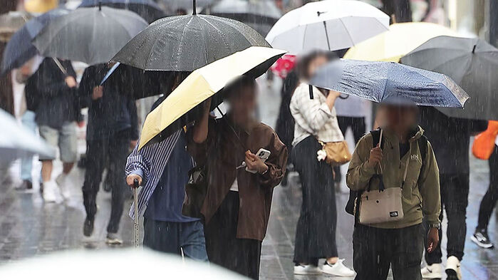 [날씨] 오늘 곳곳 가을비…평년보다 기온 높아 포근