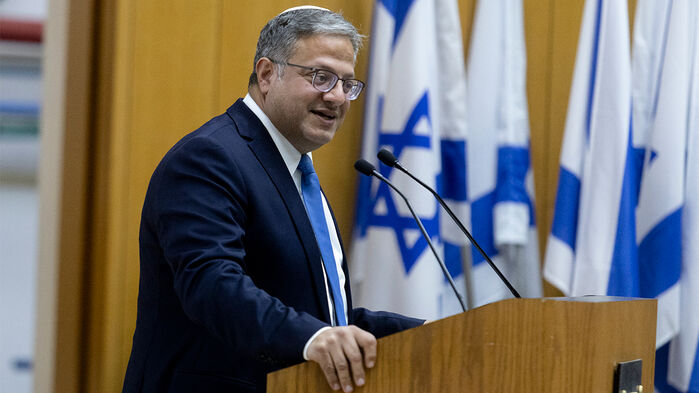 Israeli Minister Mocks Italy: "From a Country of Boots to a Country of Slippers"